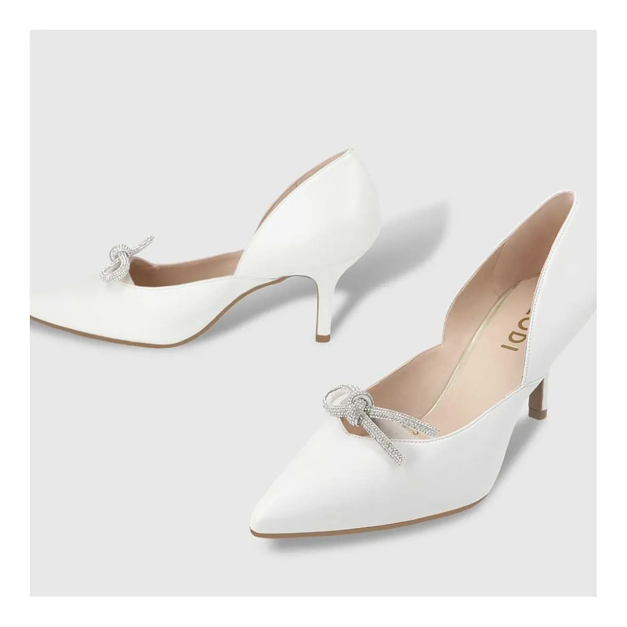 salones_de_novia_blancos_misu_2.webp Discount Salones De Novia Blancos Misu Mujer Salones De Novia