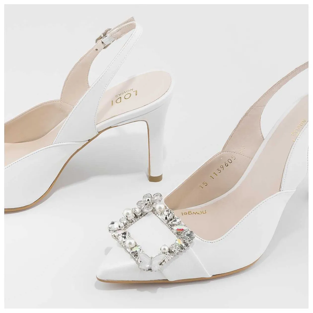 salones_de_novia_blancos_raga_2.webp Best Salones De Novia Blancos Raga Mujer Salones De Novia