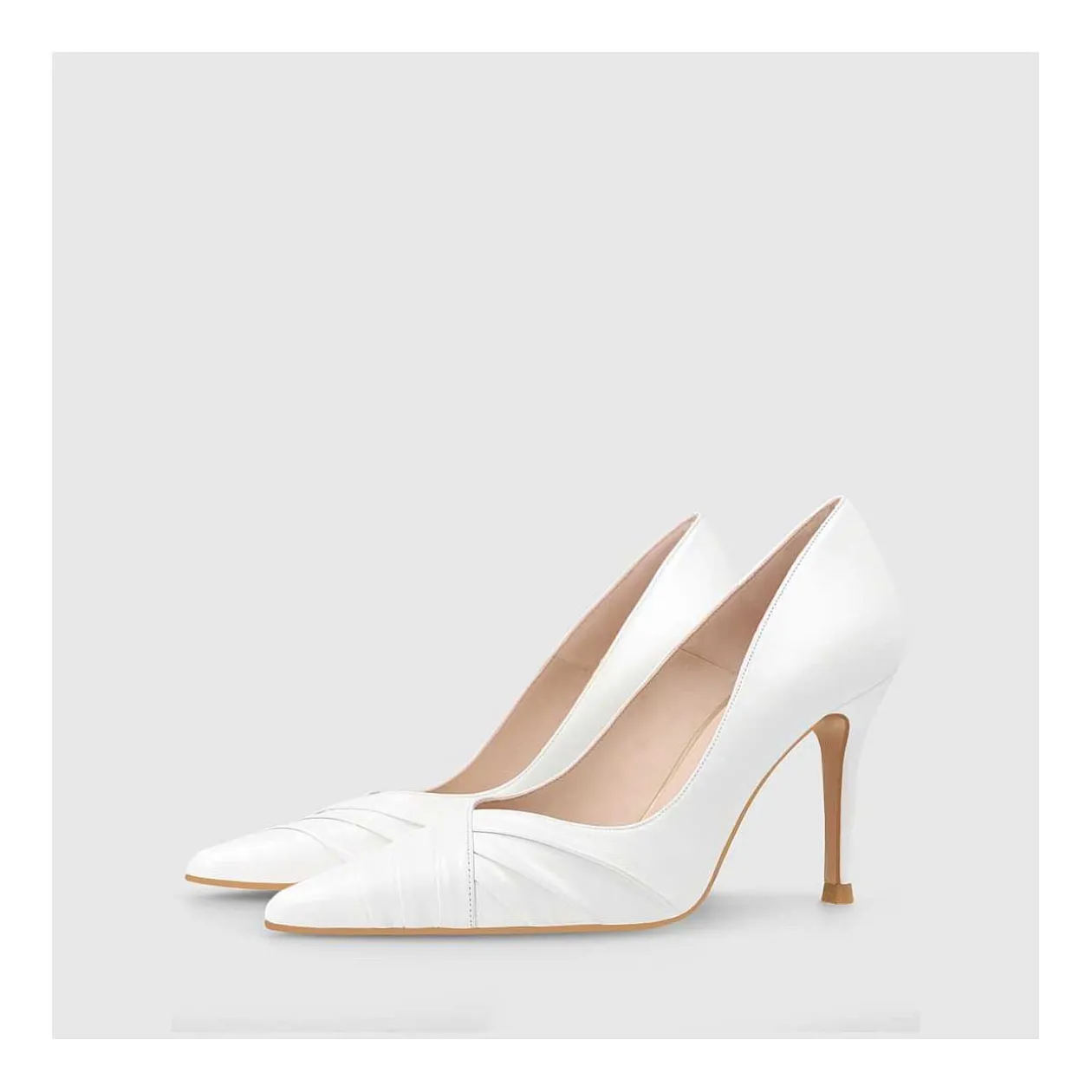 salones_de_novia_blancos_sabi_1.webp Outlet Salones De Novia Blancos Sabi Mujer Salones De Novia