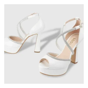 Shop Sandalias De Novia Blancas Techi Mujer Sandalias De Novia