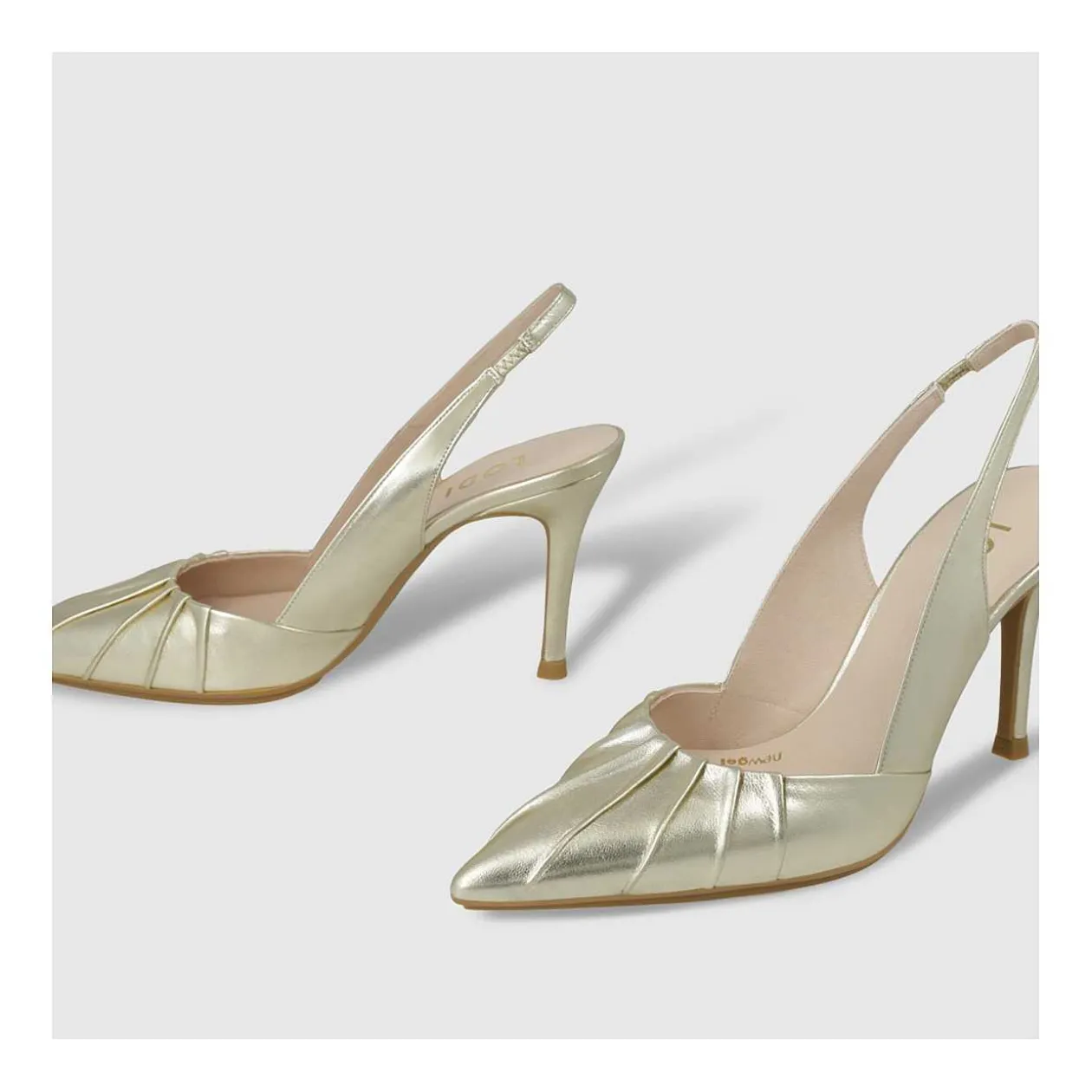 zapatos_de_saln_dorados_safine_2.webp Best Sale Zapatos De Salón Dorados Safine Mujer Zapatos De Salón